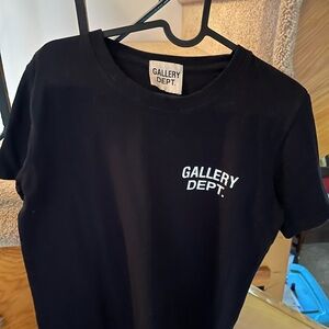 Gallery Dept Black Tee